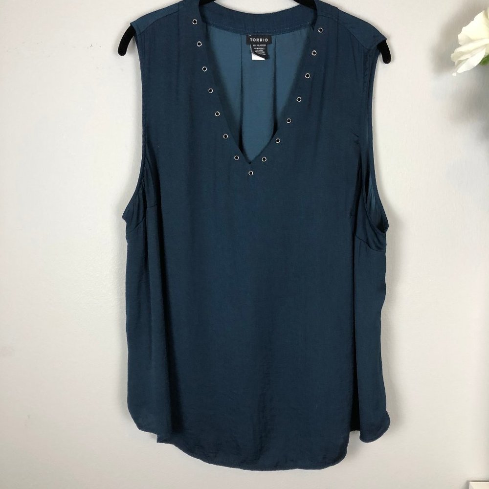 Torrid Dressy Blue Tank Top, Size 3